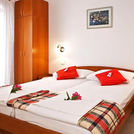 Prázdninový dům Gemuetliches, Familienfreundliches Steinhaus *